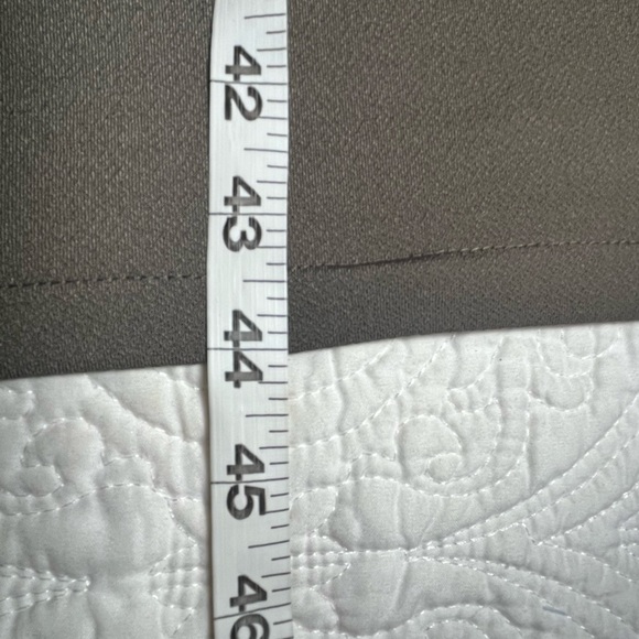 H&M Elegant Taupe Midi Shift Dress w/ side slits, short sleeves & V-neck, Small - Picture 7 of 9